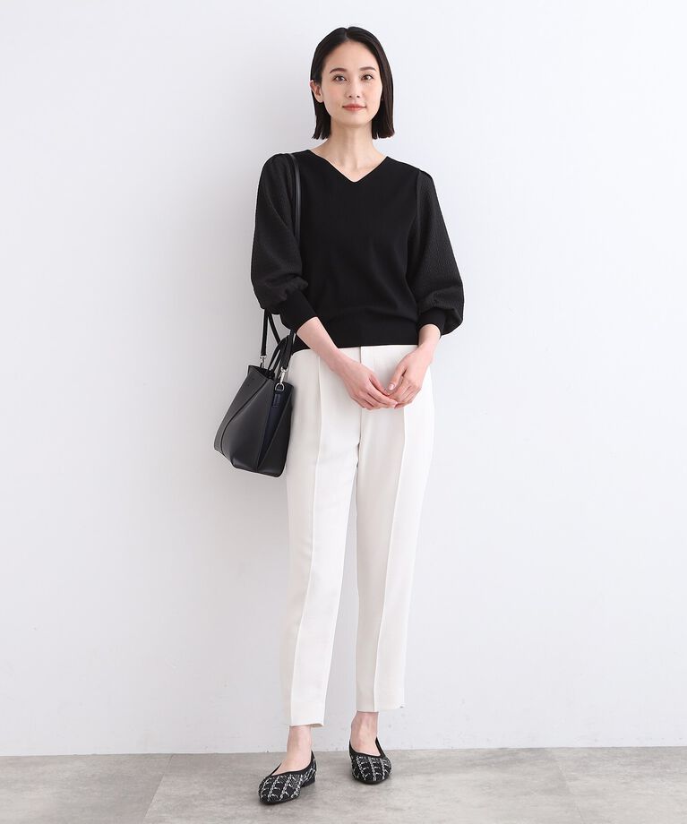 INDIVI「【洗える】袖コンシャス Vネックニット」|ニット・セーター|