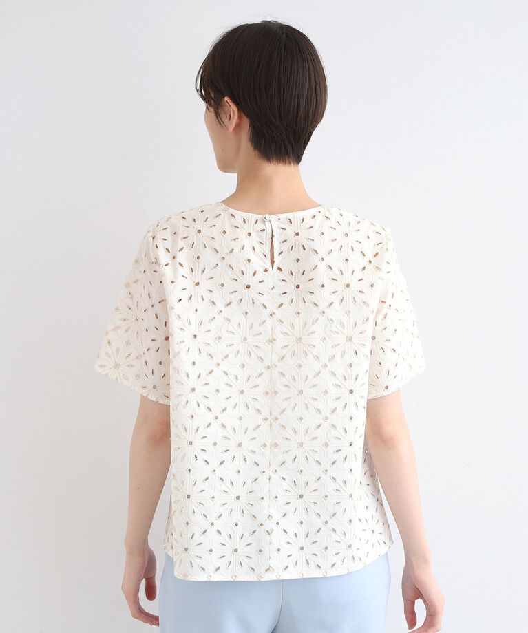 INDIVI「【オリジナル刺繍】レース半袖ブラウス」|シャツ・ブラウス|