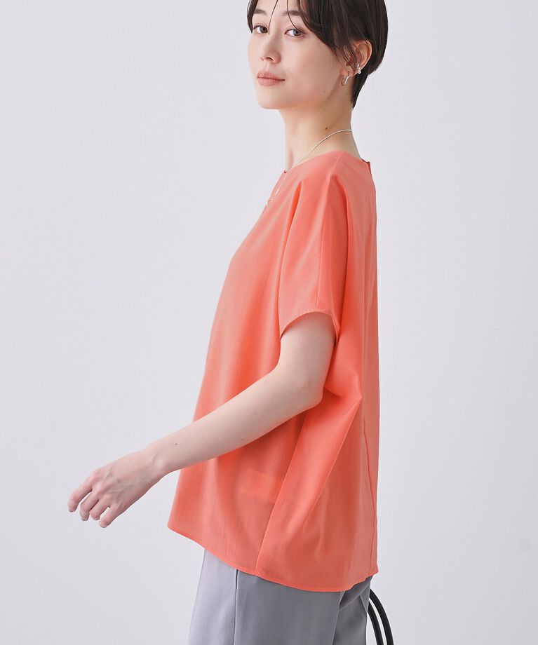 INDIVI「春SALE！【通気性◎撥水／接触冷感／UVケア】ドルマンスリーブブラウス」|シャツ・ブラウス|