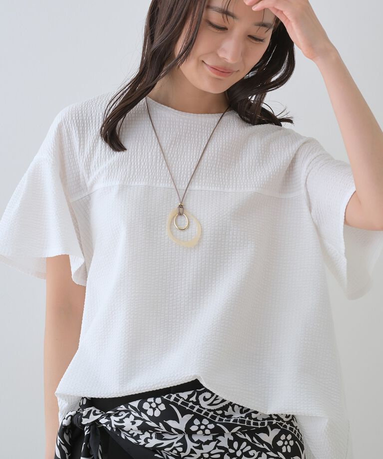 INDIVI「【洗える／体型カバー】凹凸素材フレアデザイントップス」|Tシャツ・カットソー|ホワイト(001)