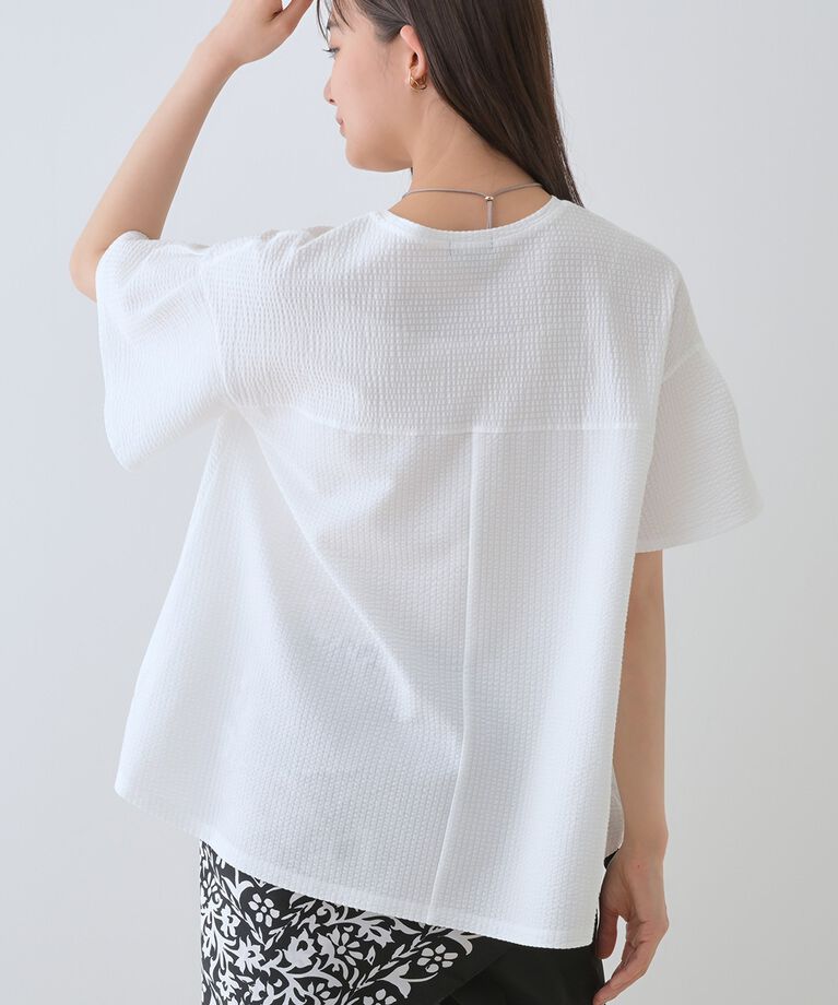 INDIVI「【洗える／体型カバー】凹凸素材フレアデザイントップス」|Tシャツ・カットソー|