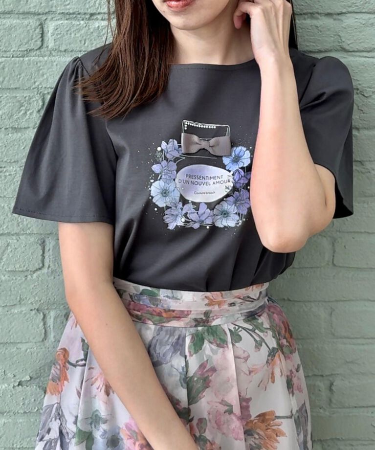 Couture broach「【接触冷感・UVカット】パフュームプリントTシャツ」|Tシャツ・カットソー|