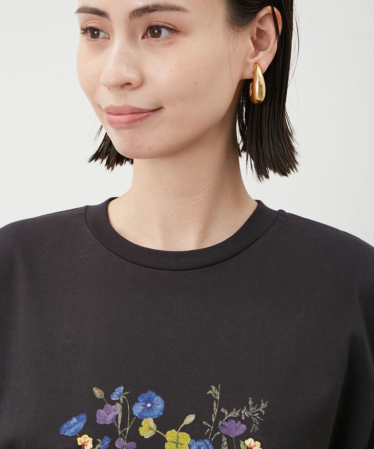 Mila Owen「フラワーモチーフプリント刺繍Tシャツ」|Tシャツ・カットソー|