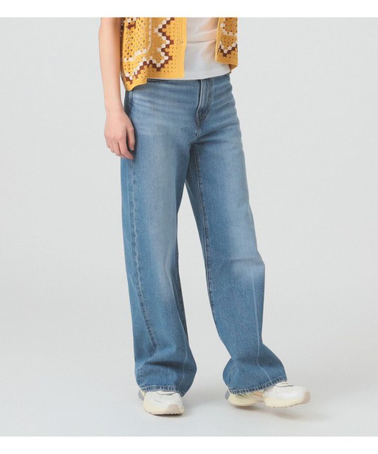Ray BEAMS 「LEVI’S(R) / RIBCAGE ジーンズ WIDE LEG」|デニム|