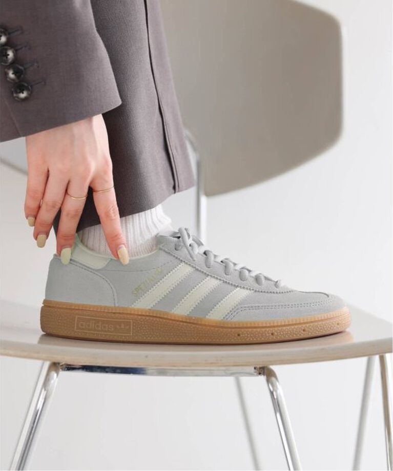 SLOBE IENA「adidas/アディダス HANDBALL SPEZIAL BD7633 IF7086」|スニーカー|グレーB