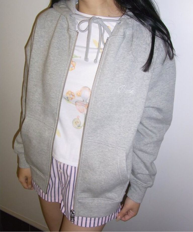 Oriens JOURNAL STANDARD「【Dime/ダイム】 CURSIVE ZIP-HOODIE」|パーカー|
