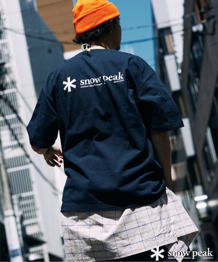 JOURNAL STANDARD relume「SNOWPEAK / スノーピーク 別注 ロゴプリント Tシャツ」|Tシャツ・カットソー|グレー