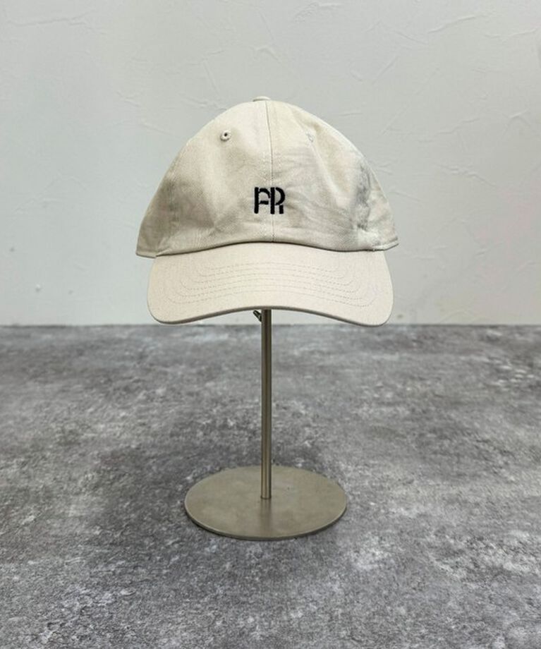 fredy emue「【新色登場】FR刺しゅうキャップ」|キャップ・キャスケット|