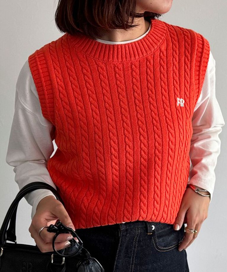 fredy emue「FR刺繍ケーブル柄ニットベスト」|ベスト・ジレ|