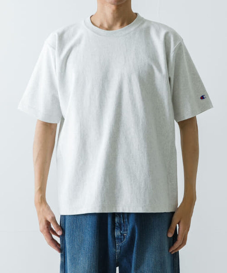 URBAN RESEARCH「UR 『別注』Champion×UR　USA Fit Short-Sleeve T-shirts」|Tシャツ・カットソー|