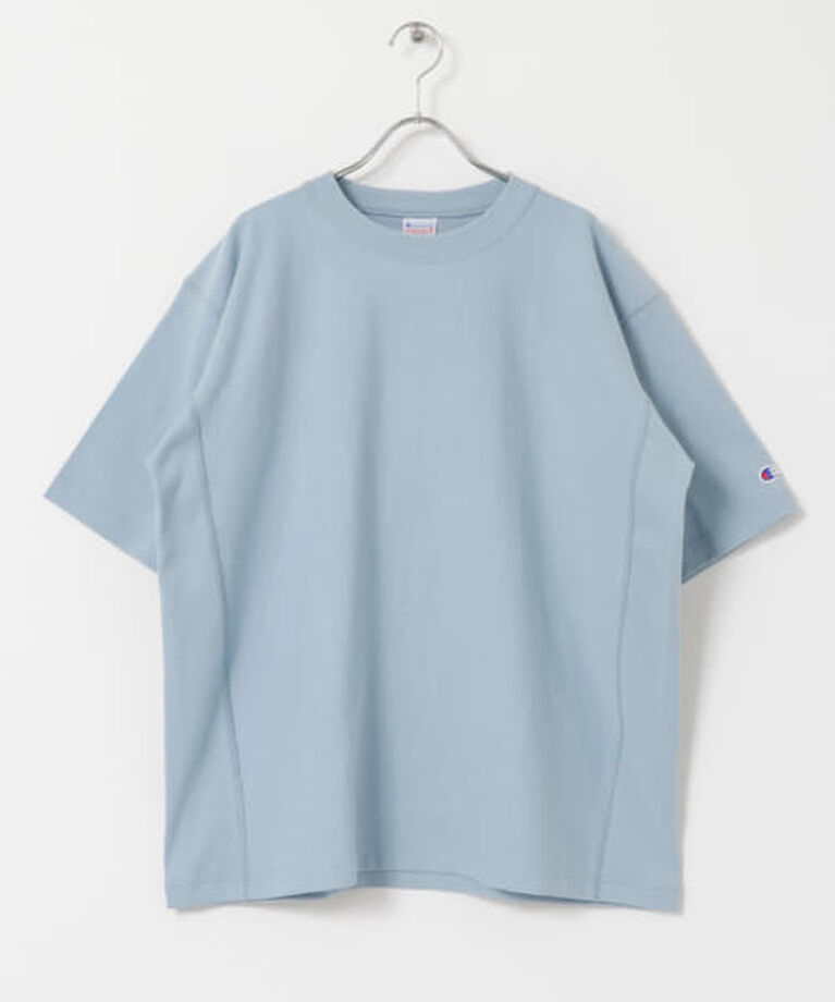 URBAN RESEARCH「UR 『別注』Champion×UR　USA Fit Short-Sleeve T-shirts」|Tシャツ・カットソー|
