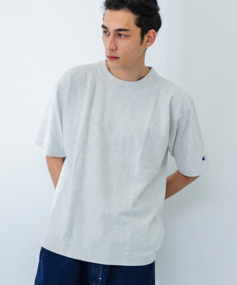 URBAN RESEARCH「UR 『別注』Champion×UR　USA Fit Short-Sleeve T-shirts」|Tシャツ・カットソー|