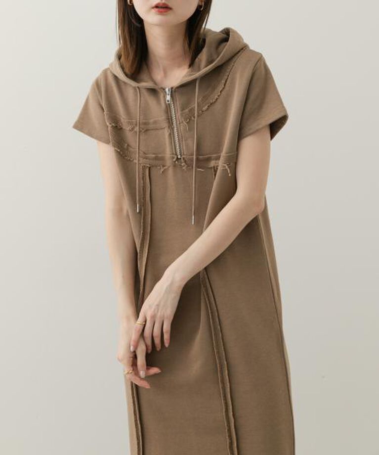 SENSE OF PLACE by URBAN RESEARCH「SENSE OF PLACE フーディージップワンピース」|ワンピース|