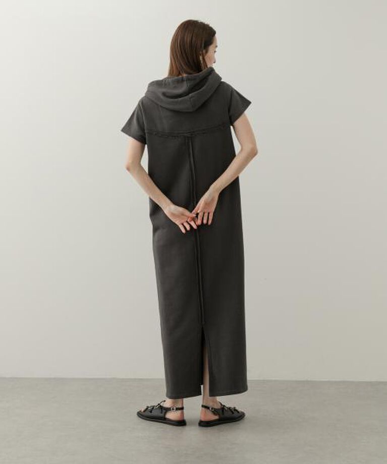 SENSE OF PLACE by URBAN RESEARCH「SENSE OF PLACE フーディージップワンピース」|ワンピース|