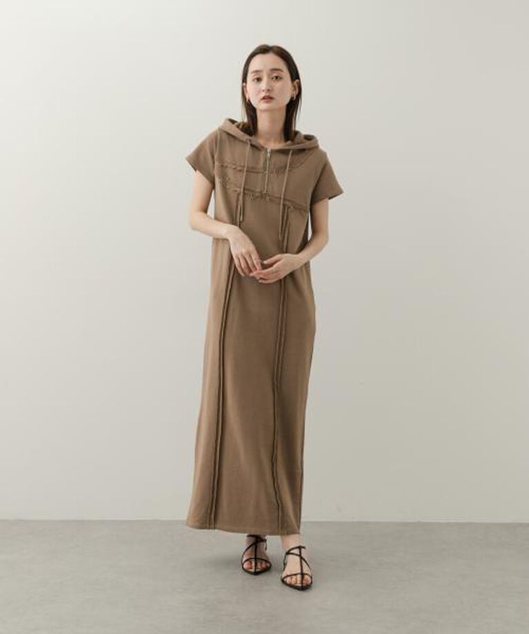 SENSE OF PLACE by URBAN RESEARCH「SENSE OF PLACE フーディージップワンピース」|ワンピース|
