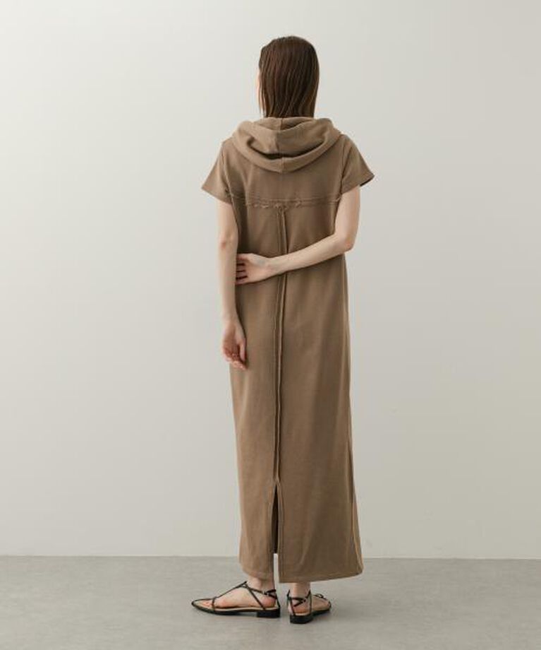SENSE OF PLACE by URBAN RESEARCH「SENSE OF PLACE フーディージップワンピース」|ワンピース|