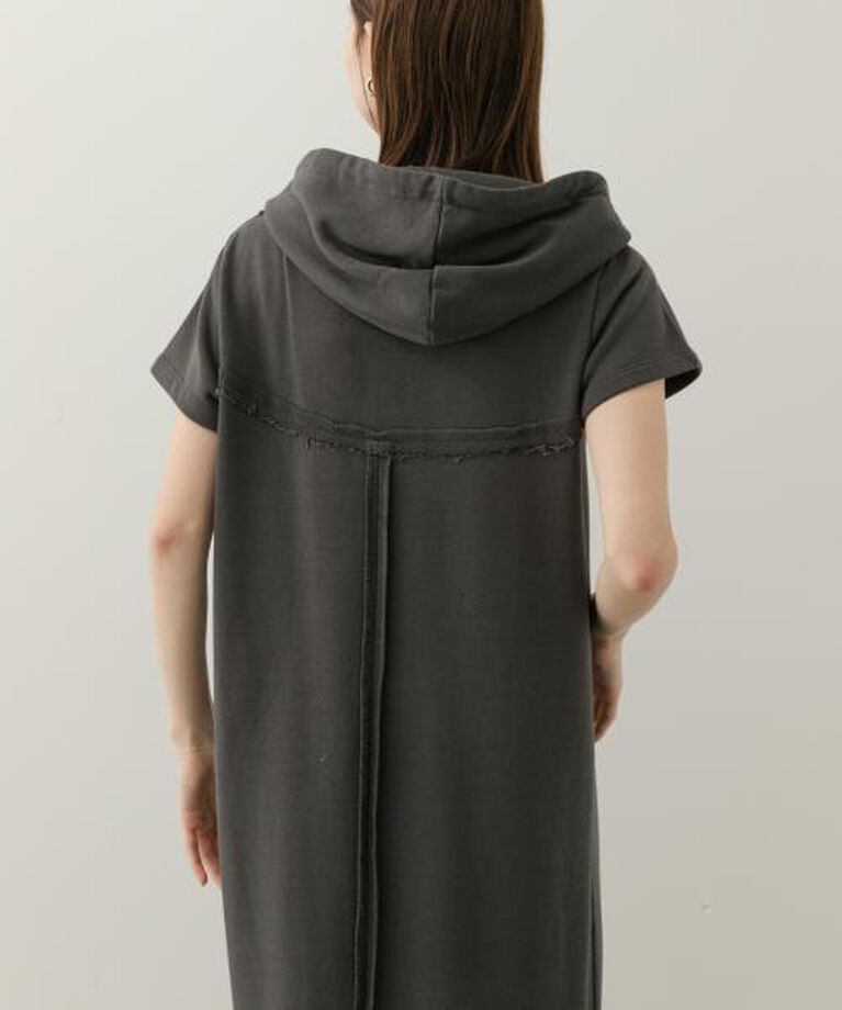 SENSE OF PLACE by URBAN RESEARCH「SENSE OF PLACE フーディージップワンピース」|ワンピース|