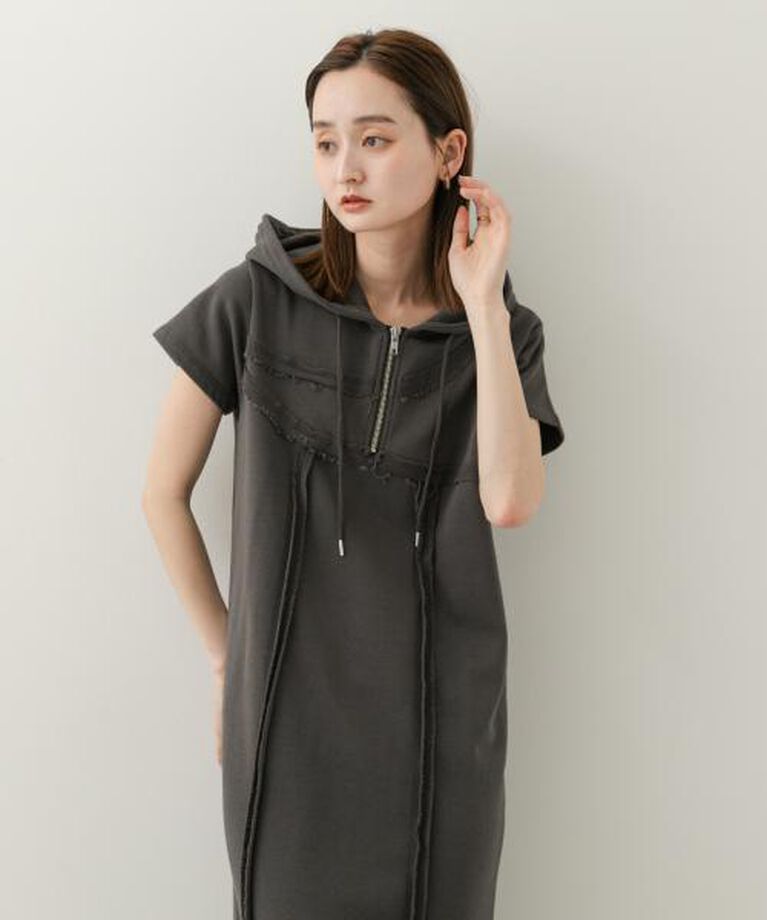 SENSE OF PLACE by URBAN RESEARCH「SENSE OF PLACE フーディージップワンピース」|ワンピース|