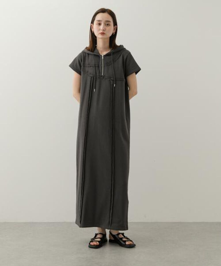 SENSE OF PLACE by URBAN RESEARCH「SENSE OF PLACE フーディージップワンピース」|ワンピース|