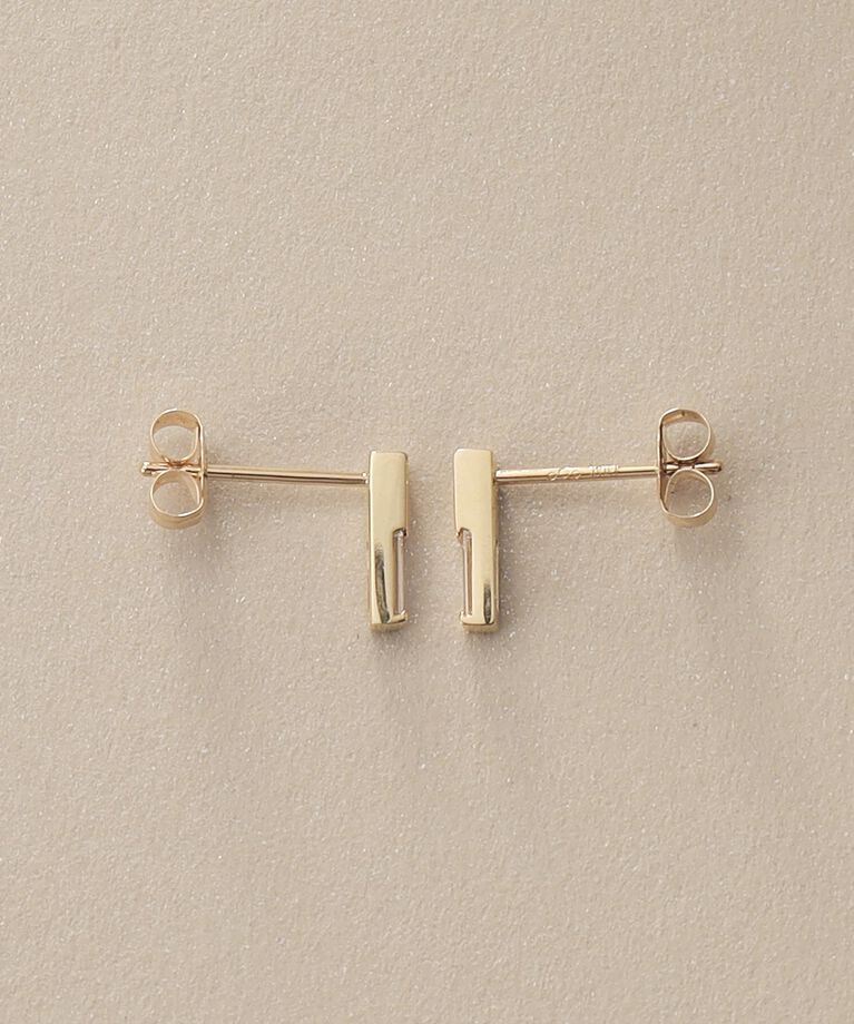 COCOSHNIK「K10ダイヤモンド バケットカットレクタングル スタッドピアス」|ピアス|