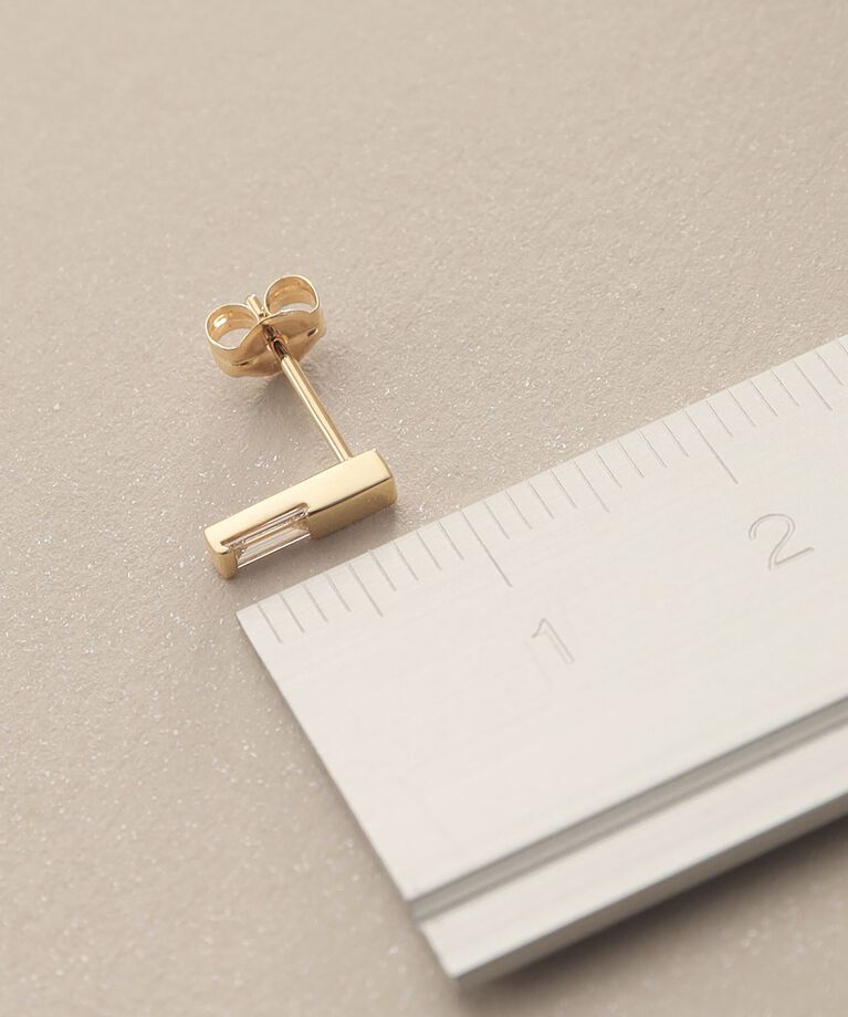 COCOSHNIK「K10ダイヤモンド バケットカットレクタングル スタッドピアス」|ピアス|