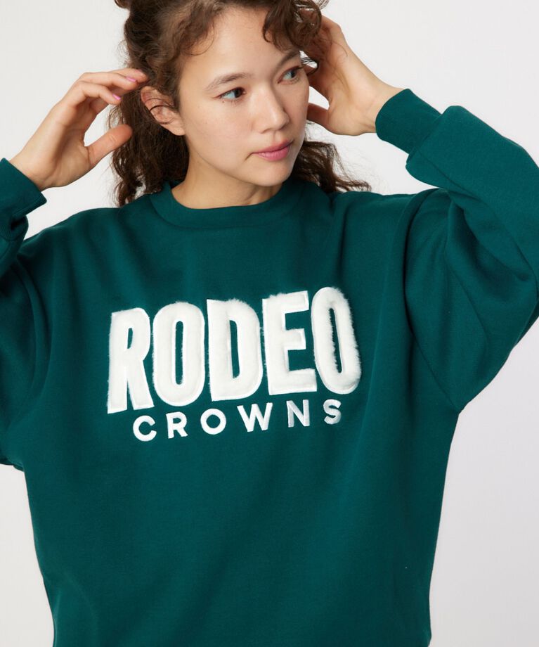RODEO CROWNS「フェイクファーロゴスウェットトップス」|パーカー|GRN