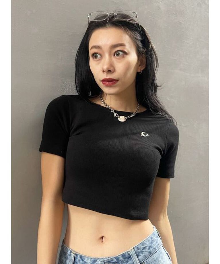 EVRIS「ワンポイントバックストラップTシャツ」|Tシャツ・カットソー|