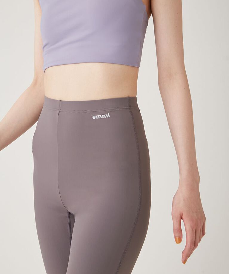emmi yoga「【emmi yoga】サステナレッチハーフレギンス」|その他|