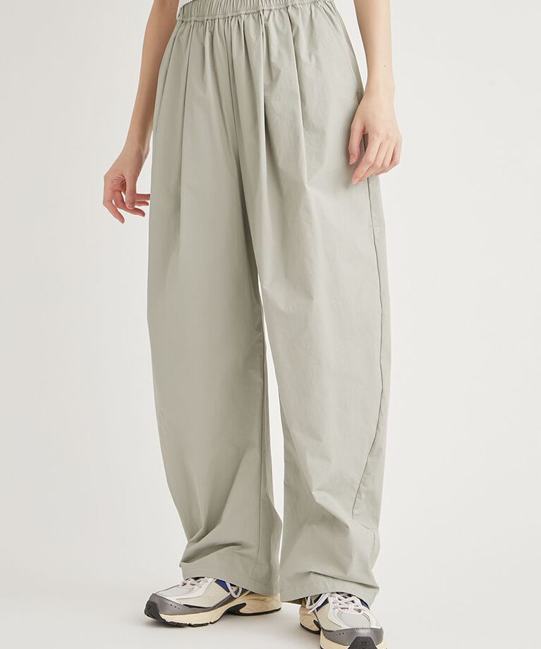 emmi atelier「eco 2wayナイロンボリュームパンツ」|チノ|MNT