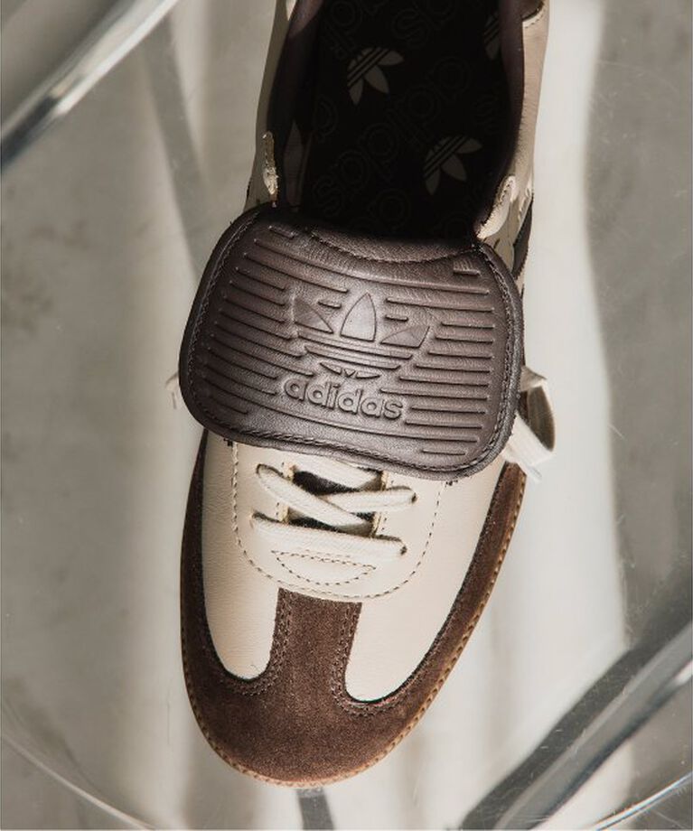 IENA「adidas Originals for EDIFICE/IENA 別注 SAMBA LT Exclusiveモデル」|スニーカー|