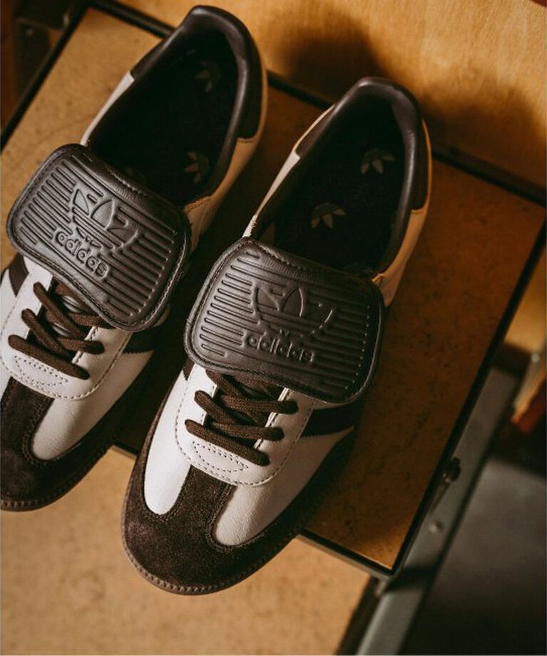 IENA「adidas Originals for EDIFICE/IENA 別注 SAMBA LT Exclusiveモデル」|スニーカー|