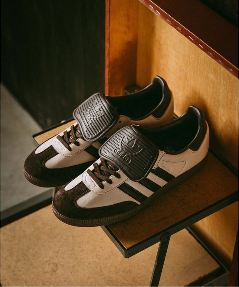 IENA「adidas Originals for EDIFICE/IENA 別注 SAMBA LT Exclusiveモデル」|スニーカー|