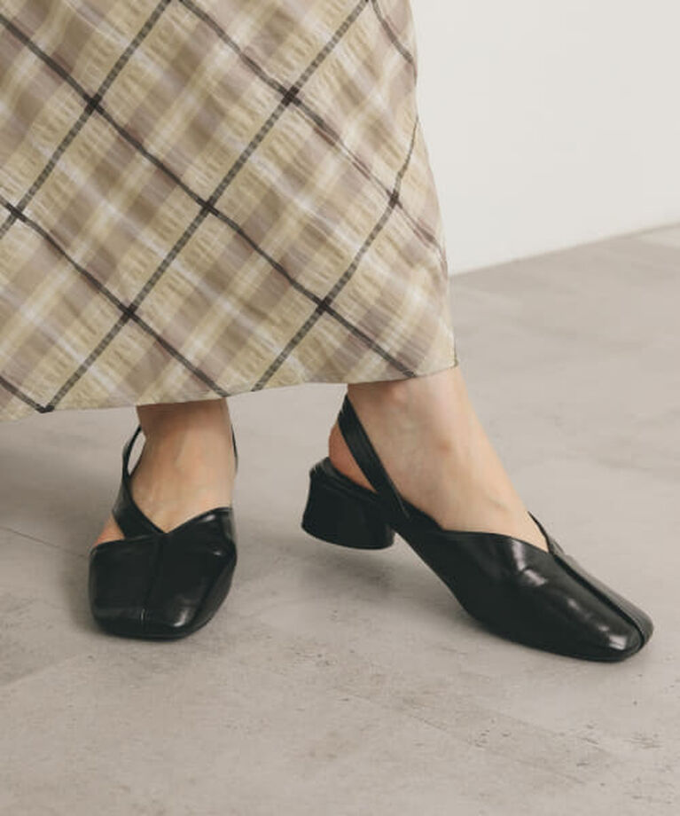  「KBF アシンメトリーストラップパンプス」|パンプス|BLACK