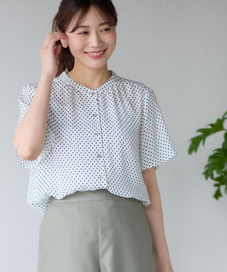 Reflect「【接触冷感／マシンウォッシュ可】五分袖コツキプリントブラウス」|シャツ・ブラウス|オフホワイト(103