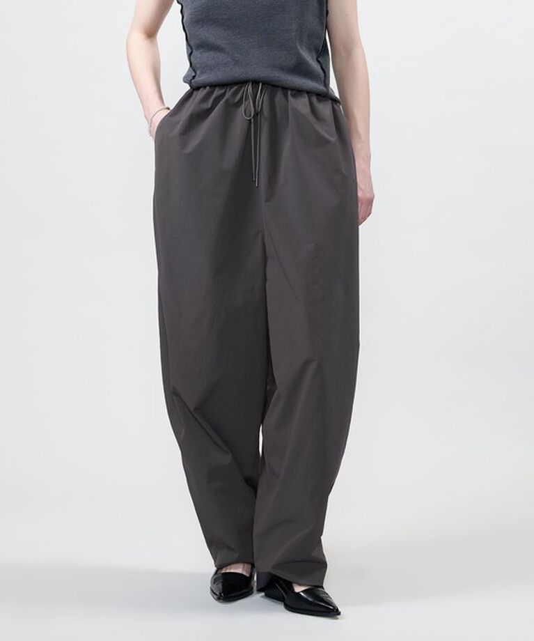 ASTRAET「＜ASTRAET＞ウエストゴム ワイド テーパードパンツ」|チノ|DK.GRAY