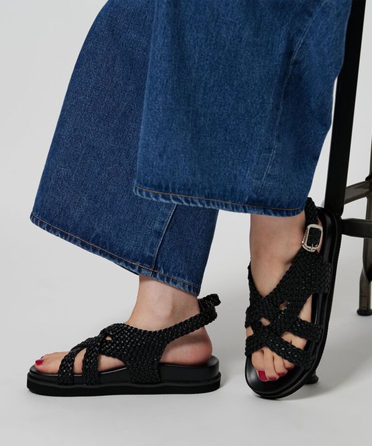 BEAUTY&YOUTH UNITED ARROWS「レザーライクメッシュ クロスサンダル」|サンダル|BLACK