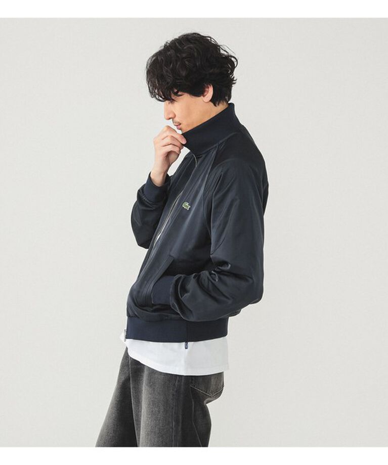 BEAMS「【別注】LACOSTE / サテンジャケット」|ブルゾン・スタジャン|