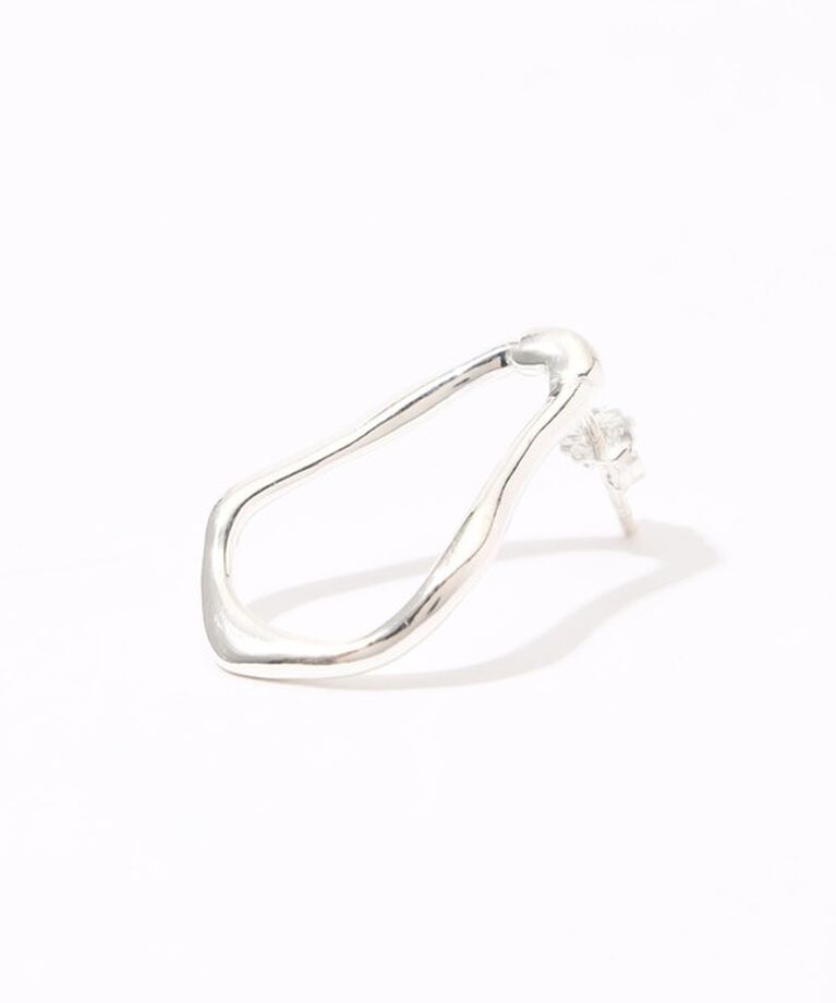 TOMORROWLAND GOODS「NINA&JULES Oyster ピアス」|ピアス|