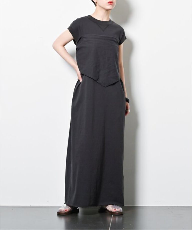  「《予約》CUT DRESS with SCARF：ワンピース」|ワンピース|グレー