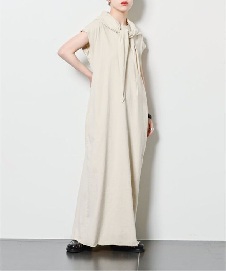  「《予約》CUT DRESS with SCARF：ワンピース」|ワンピース|ベージュ