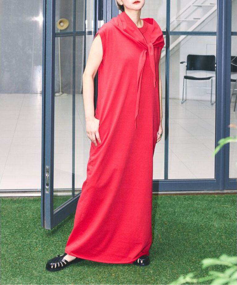  「《予約》CUT DRESS with SCARF：ワンピース」|ワンピース|レッド