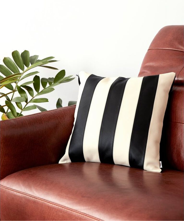 journal standard Furniture「LEATHER PATCH CUSHION COVER レザー パッチワーク クッションカバー 45cm」|クッション・クッションカバー|ブラック