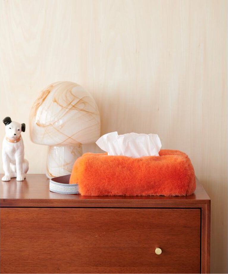journal standard Furniture「24F1 TISSUE BOX CASE FUR　フェイクファー ティッシュボックス」|ダストボックス|オレンジ
