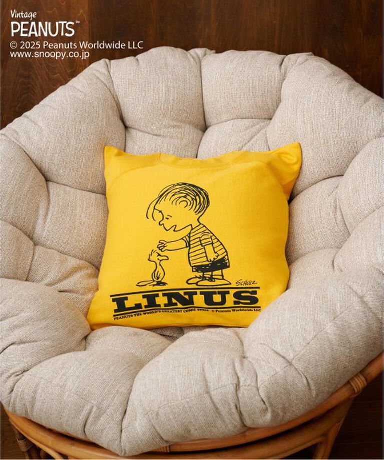 journal standard Furniture「【PEANUTS×SPORTS WEAR by JSF】別注 SWEAT CUSHION　クッションカバー」|クッション・クッションカバー|イエロー