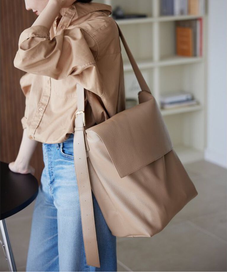 SLOBE IENA「《追加》s.oyamada*SLOBE フェイクレザーBAG」|ショルダー・メッセンジャー|