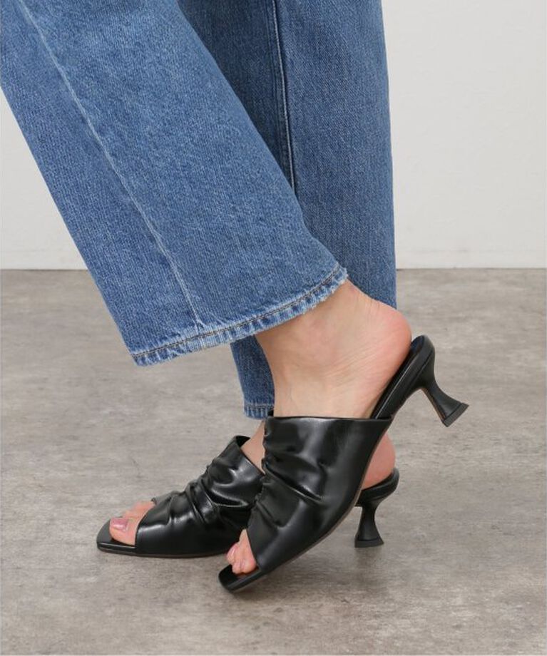 Oriens JOURNAL STANDARD「【LE VERNIS/ル・ベルニ】 Gather square mules 244-211 303」|サンダル|