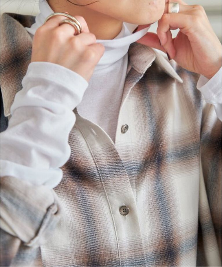 Spick and Span「シアーハイネックプルオーバー」|Tシャツ・カットソー|