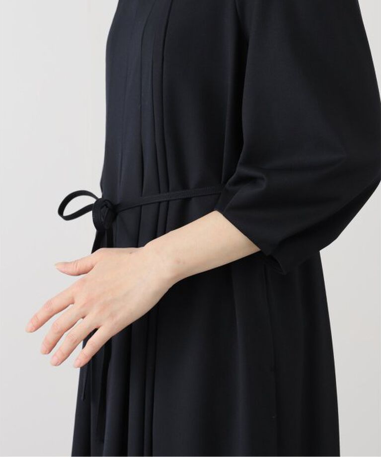  「【洗える】タックスリットワンピース」|ワンピース|