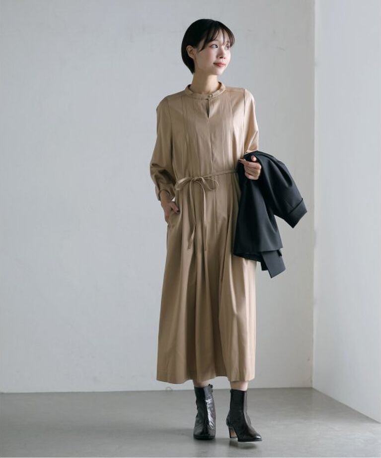  「【洗える】タックスリットワンピース」|ワンピース|
