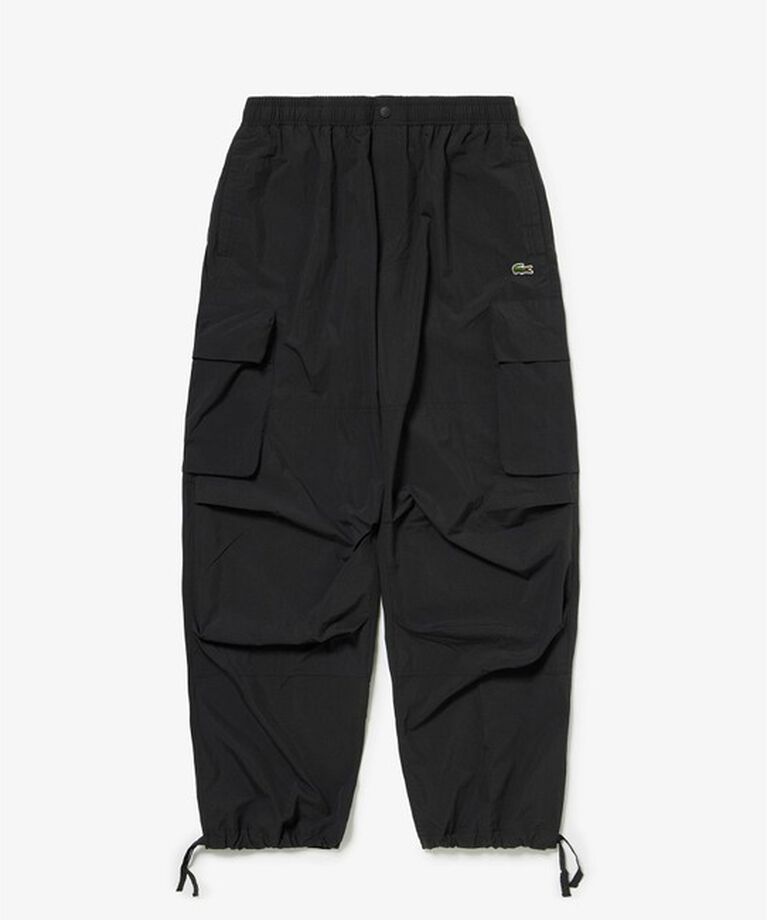 LACOSTE「立体裁断 ナイロンワイドカーゴパンツ / テーパードワイドパンツ」|カーゴ|ブラック